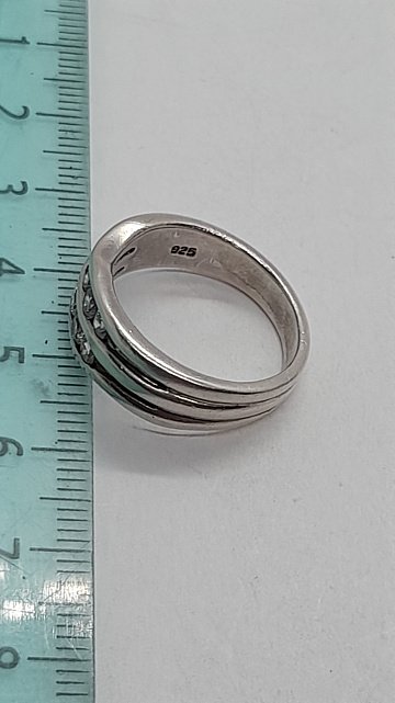 Серебряное кольцо с цирконием (31804590) 3