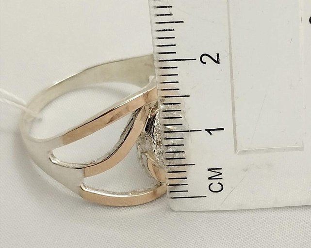 Серебряное кольцо с золотой вставкой и цирконием (32688767) 2