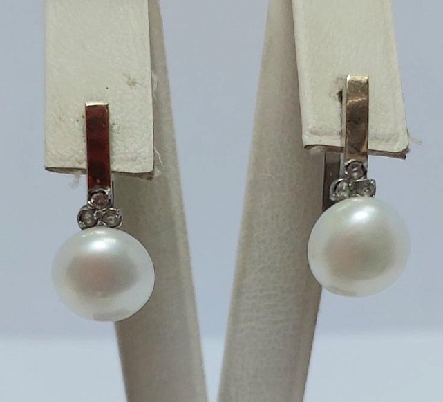 Срібні сережки з позолотою, перлами та цирконієм (33700046) 0