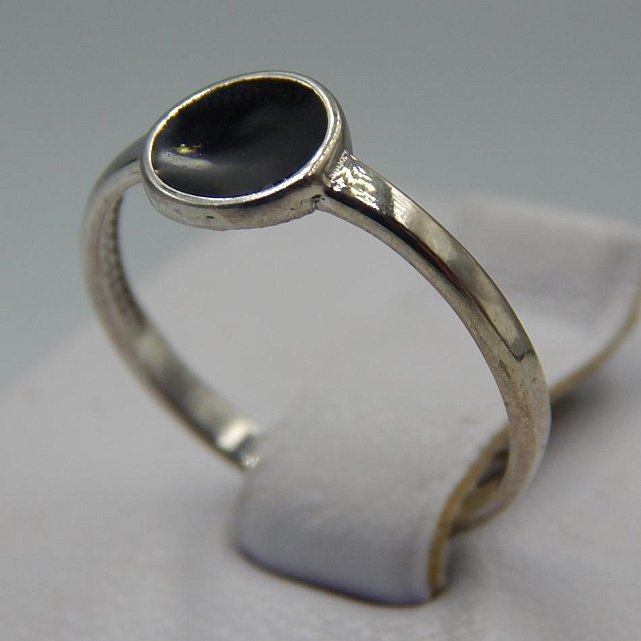 Серебряное кольцо с эмалью (32490165) 0