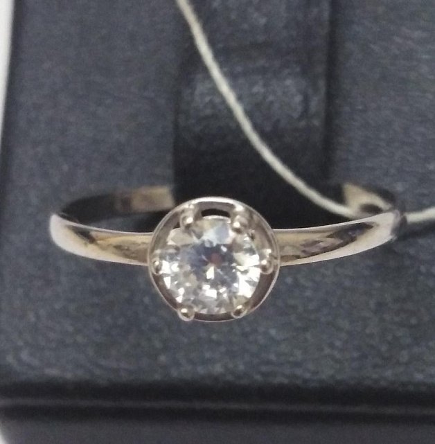 Серебряное кольцо с цирконием (30852984) 0