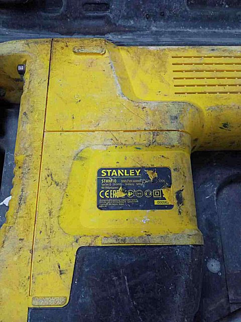 Отбойный молоток Stanley STHM10K  2