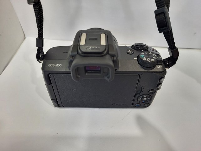 Беззеркальный фотоаппарат Canon EOS M50 Body 2