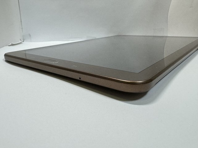 Планшет Samsung Galaxy Tab E 9.6 3G 8Gb (SM-T561NZKA) 3