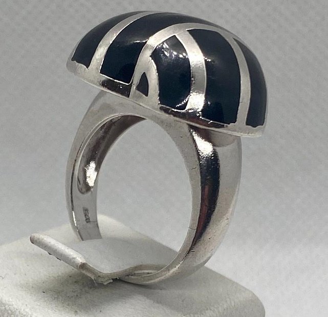 Серебряное кольцо с эмалью (31704738) 3