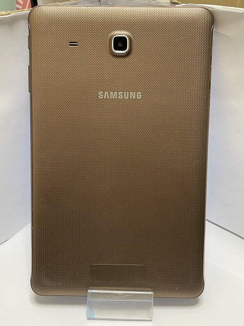 Планшет Samsung Galaxy Tab E SM-T561 8Gb 1