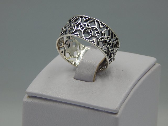 Серебряное кольцо (32230238) 1