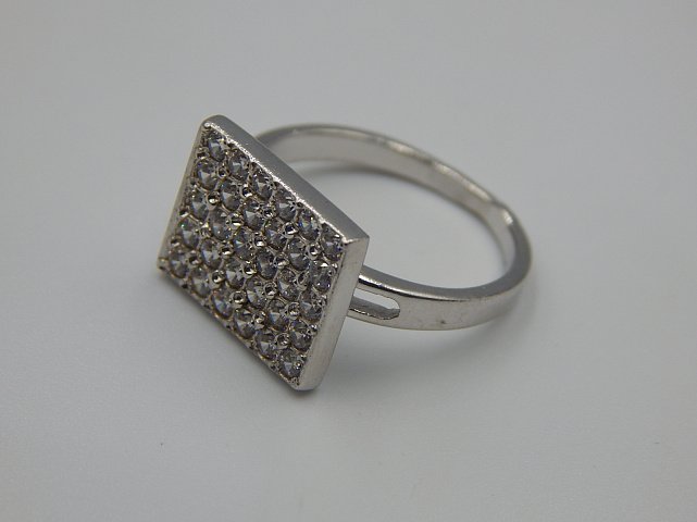 Серебряное кольцо с цирконием (33454301) 2
