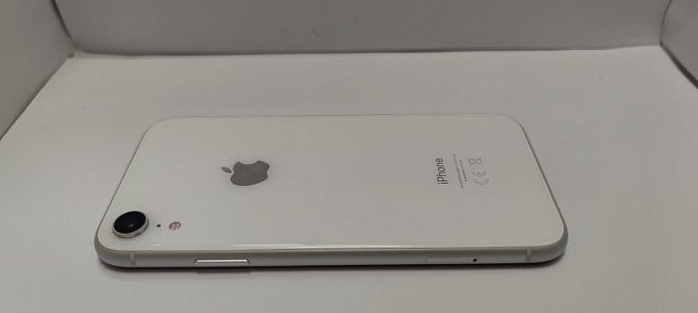Apple iPhone XR 64Gb White (MRY52) 1