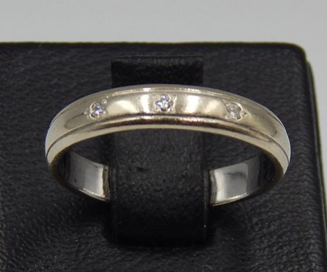 Кольцо из белого золота с бриллиантом (-ми) (31647270) 0