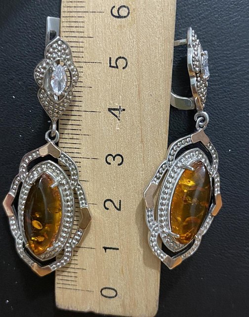 Срібні сережки з позолотою та бурштином з цирконієм (32445090) 3