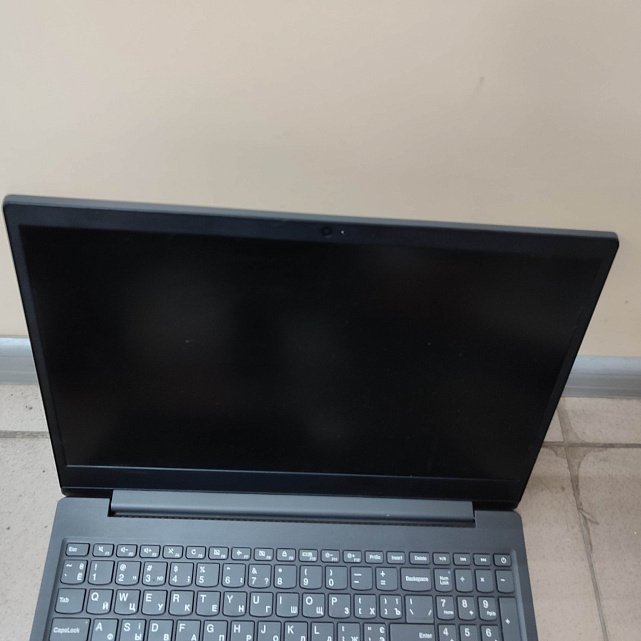 Ноутбук Lenovo V15 IIL (82C500PBRA) 12