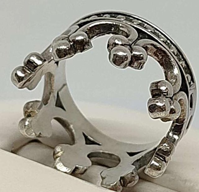 Серебряное кольцо (31835152) 1