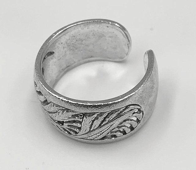 Серебряное кольцо с цирконием (33696909) 2