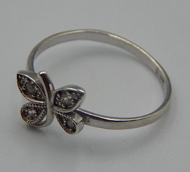 Серебряное кольцо с цирконием (31328336) 2