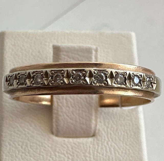Обручальное кольцо из красного и белого золота с бриллиантом (-ми) (33832170)  0