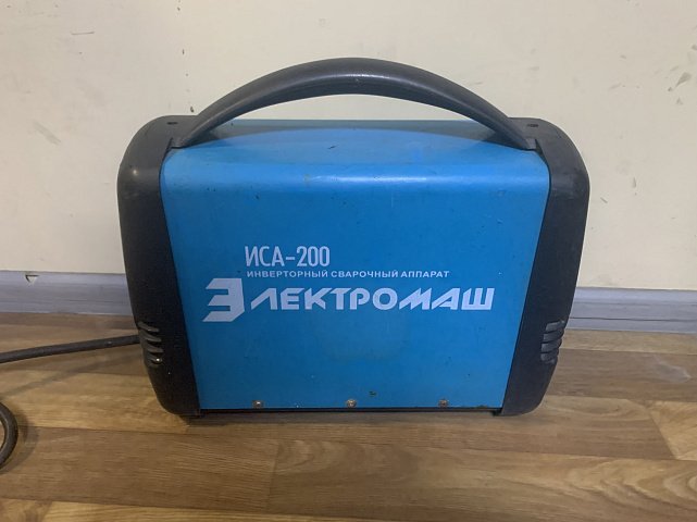 Сварочный инвертор Электромаш ИСА-200 0