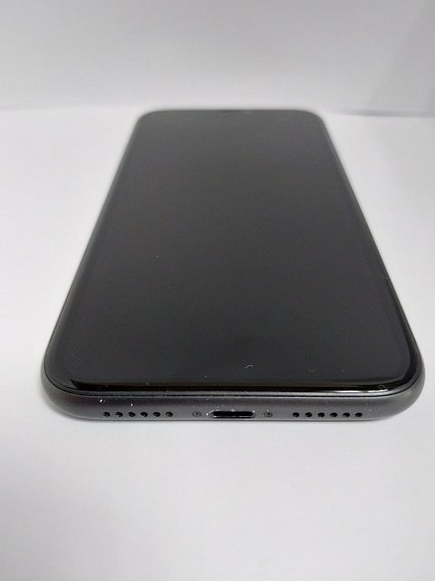 Apple iPhone 11 64GB Black 4