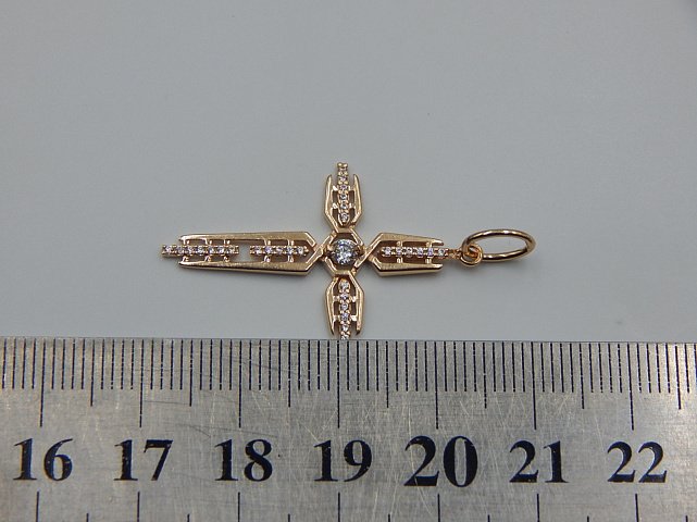 Підвіс-хрест з червоного золота з цирконієм (33930195) 4