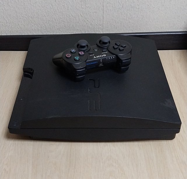 Ігрова приставка Sony PlayStation 3 Slim 250Gb 3