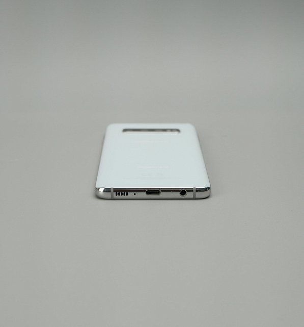 Samsung Galaxy S10 (SM-G973F) 8/128Gb White 12