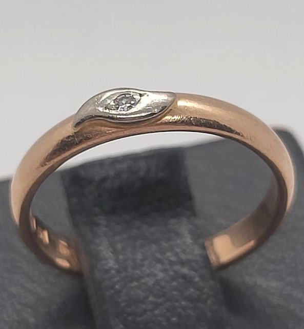 Обручальное кольцо из красного и белого золота с бриллиантом (-ми) (33777210)  0