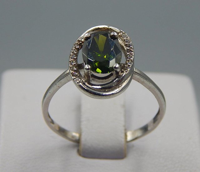 Серебряное кольцо с цирконием (33454279) 0