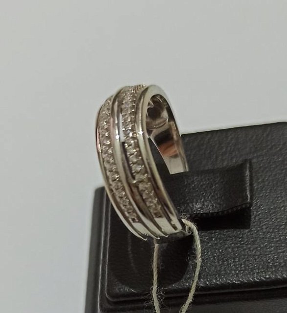 Серебряное кольцо с цирконием (30076567) 1