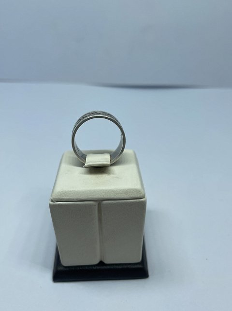 Серебряное кольцо (33487631) 2
