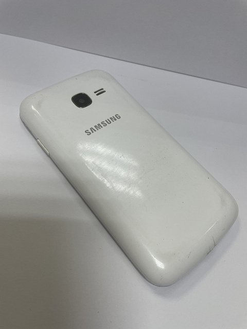 Samsung Galaxy Star Plus (GT-S7262) 4Gb  4
