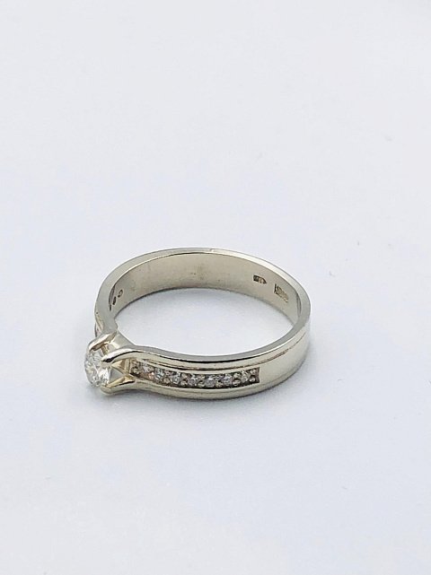 Кольцо из белого золота с бриллиантом (-ми) (33615538) 1