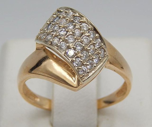 Кольцо из красного и белого золота с цирконием (30507870) 0