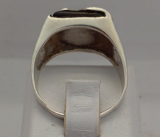 Серебряный перстень с ониксом и цирконием (33639942) 3