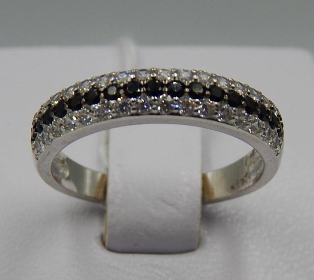 Серебряное кольцо с цирконием (30829186) 0