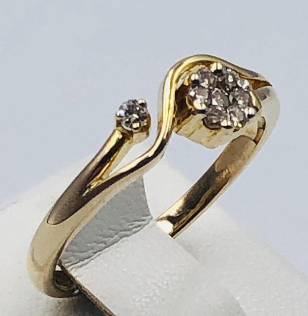 Кольцо из желтого золота с бриллиантом (-ми) (33615979) 0
