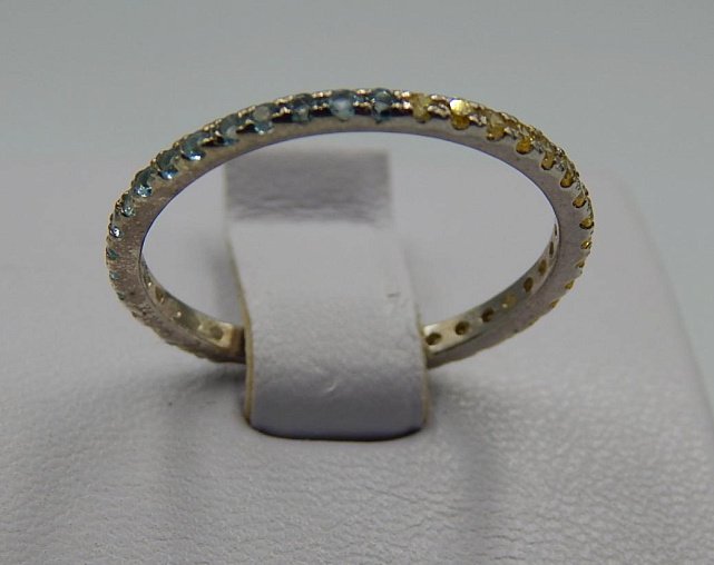 Серебряное кольцо с цирконием (31273985) 0
