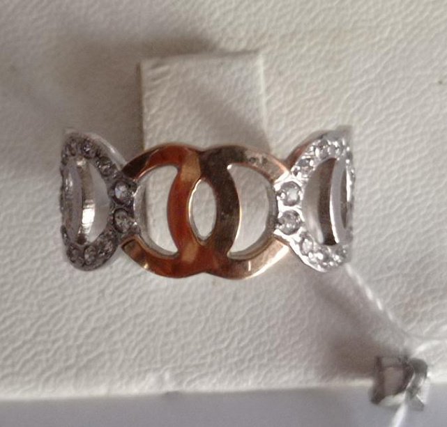 Серебряное кольцо с цирконием (12072602) 0