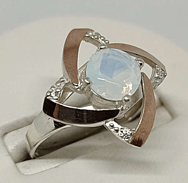 Серебряное кольцо с позолотой и цирконием (31406970) 0