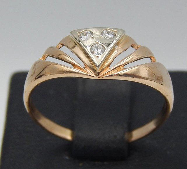 Кольцо из красного и белого золота с цирконием (32440503)  0
