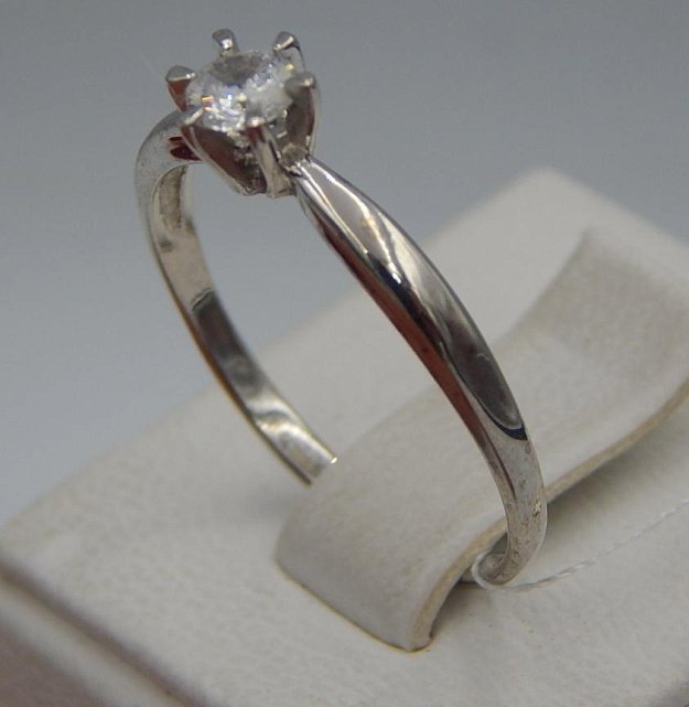 Серебряное кольцо с цирконием (31986994) 2