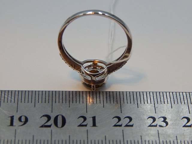 Серебряное кольцо с цирконием (30536625) 2