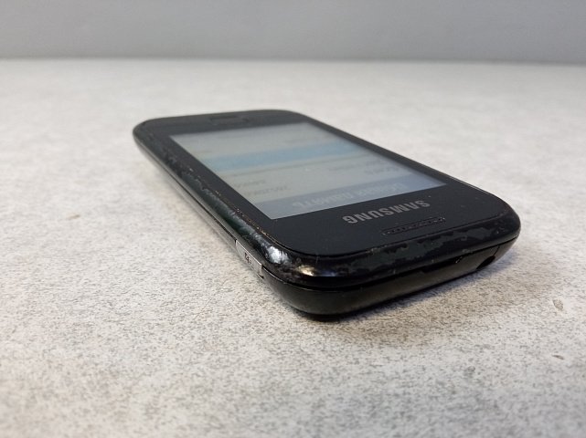 Samsung Champ Deluxe (GT-C3312) 4