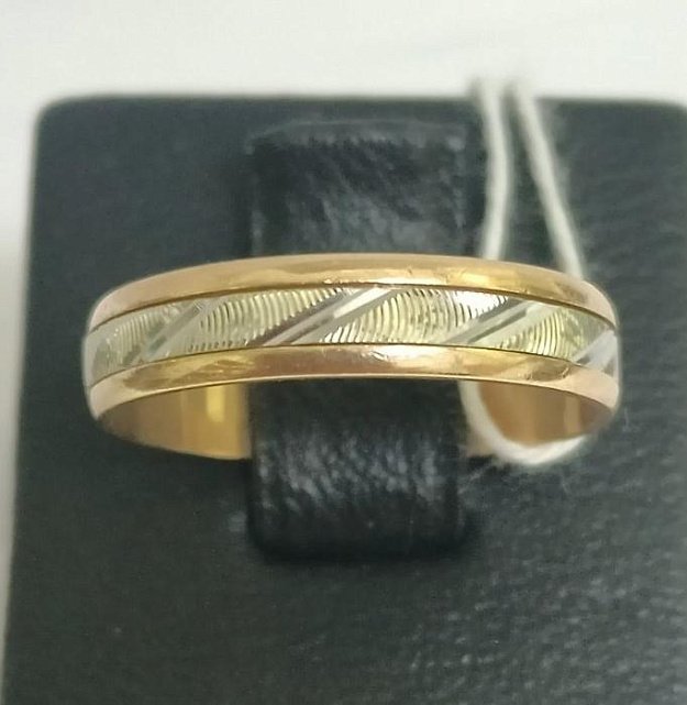 Обручальное кольцо из красного и белого золота (32575323) 0