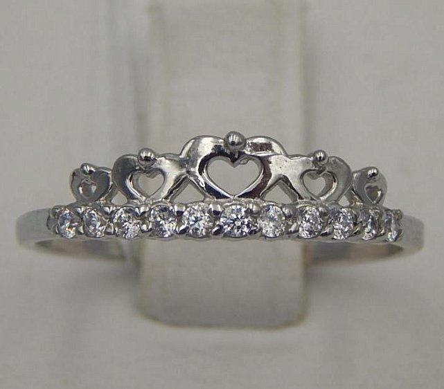 Серебряное кольцо с цирконием (30513344) 0