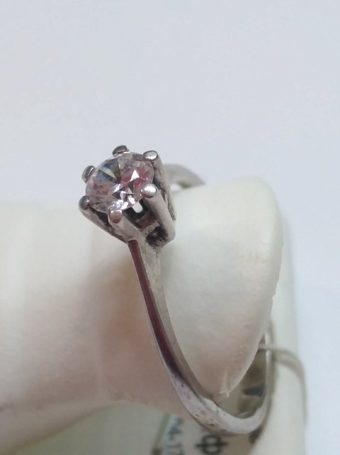 Серебряное кольцо с цирконием (30519520) 1