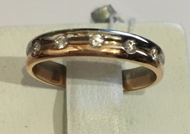 Кольцо из красного и белого золота с бриллиантами (4815937) 0