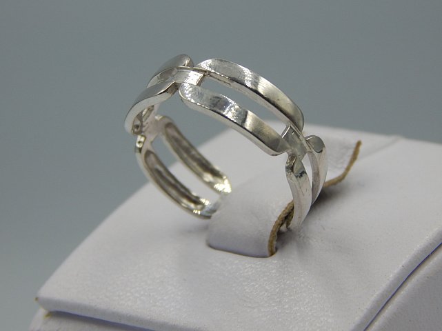 Серебряное кольцо (32440007) 1