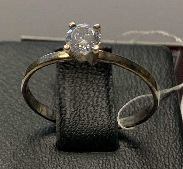 Серебряное кольцо с цирконием (30514259) 0