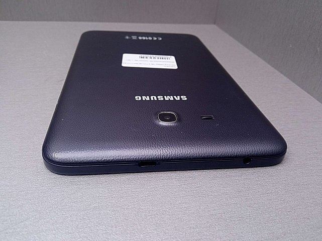 Планшет Samsung Galaxy Tab 3 7.0 Lite (SM-T110) 1/8Gb 4