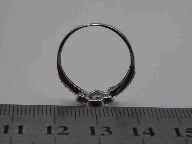 Серебряное кольцо с цирконием (33453946) 3